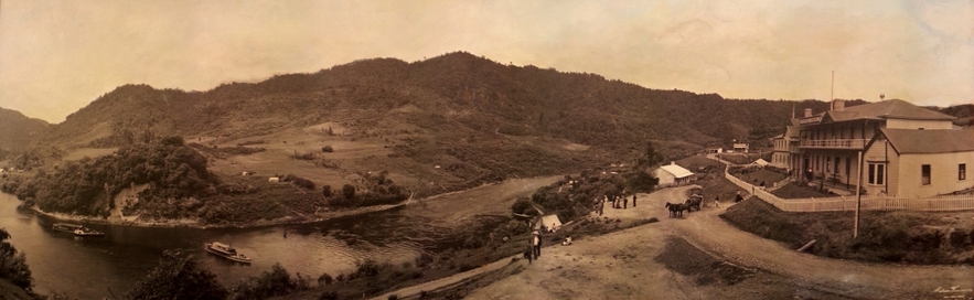 Pipiriki House, Wanganui, c.1902